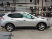 ✅ 2014 Nissan Rogue SV • VIN: 5N1AT2MV8EC764161 • Lot: 41413291. Wystawiony na IAAI z przebiegiem 128 584 mil. Bezpłatny archiwum sprzedaży aukcyjnych z USA i szczegółowy raport historii pojazdu na DreamBid. Zdjęcie 14.