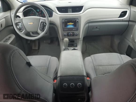 ✅ 2014 Chevrolet Traverse LS • VIN: 1GNKVFKD8EJ188353 • Lot: 69301144. Wystawiony na Copart z przebiegiem 121 418 mil. Bezpłatny archiwum sprzedaży aukcyjnych z USA i szczegółowy raport historii pojazdu na DreamBid. Zdjęcie 8.