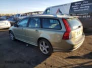 ✅ 2009 Volvo V50 R-Design • VIN: YV1MJ672692461823 • Лот: 78099044. Опубликован ранее на Copart с пробегом 110 331 миль. Бесплатный доступ к архиву аукционных продаж из США и подробный отчёт об истории автомобиля на DreamBid. Изображение 2.