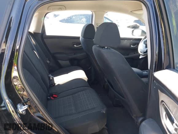 ✅ 2025 Honda HR-V LX • VIN: 3CZRZ1H35SM735147 • Lot: 42871052. Listed on IAAI with 2,966 mi. Free auction sales archive from the USA and detailed vehicle history report at DreamBid. Image 8.