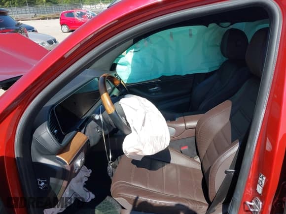 ✅ 2022 Mercedes-Benz GLS 450 • VIN: 4JGFF5KE5NA743779 • Lot: 42650650. Listed on IAAI with 89,800 mi. Free auction sales archive from the USA and detailed vehicle history report at DreamBid. Image 5.