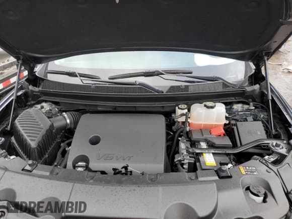 ✅ 2020 Chevrolet Traverse LT • VIN: 1GNEVHKW5LJ322811 • Lot: 72267302. Wystawiony na Copart z przebiegiem 33 658 mil. Bezpłatny archiwum sprzedaży aukcyjnych z USA i szczegółowy raport historii pojazdu na DreamBid. Zdjęcie 12.