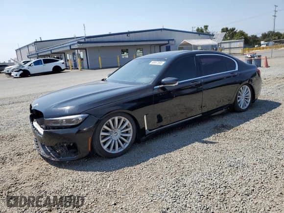 ✅ 2020 BMW 7 Series 740i • VIN: WBA7T2C03LGF96925 • Lot: 68697595. Listed on Copart with 13,349 mi. Free auction sales archive from the USA and detailed vehicle history report at DreamBid. Image 1.