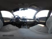 ✅ 2010 Toyota RAV4 • VIN: 2T3ZK4DV9AW005824 • Лот: 42421869. Опубликован ранее на IAAI с пробегом 204 430 миль. Бесплатный доступ к архиву аукционных продаж из США и подробный отчёт об истории автомобиля на DreamBid. Изображение 18.