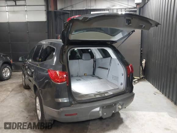 2009 Chevrolet Traverse LS z VIN 1GNER13D29S116308, wystawiony jako IAAI lot #42288226 z przebiegiem 170 391 mil mil oraz . Historia ofert i sprzedaży dostępna na DreamBid. Obrazek 3.