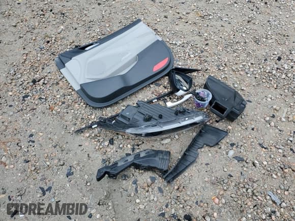 ✅ 2017 Hyundai Tucson SE • VIN: KM8J23A48HU474358 • Лот: 82422655. Опубликован ранее на Copart с пробегом 156 566 миль. Бесплатный доступ к архиву аукционных продаж из США и подробный отчёт об истории автомобиля на DreamBid. Изображение 12.