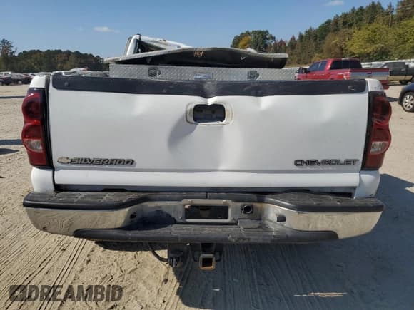 ✅ 2003 Chevrolet Silverado 1500 LS • VIN: 2GCEK19T631134247 • Лот: 77837034. Опубликован ранее на Copart с пробегом 279 337 миль. Бесплатный доступ к архиву аукционных продаж из США и подробный отчёт об истории автомобиля на DreamBid. Изображение 6.