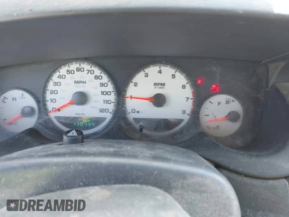 2005 Dodge Neon SXT z VIN 1B3ES56C95D266052, wystawiony jako IAAI lot #42154635 z przebiegiem 130 744 mil mil oraz . Historia ofert i sprzedaży dostępna na DreamBid. Obrazek 7.