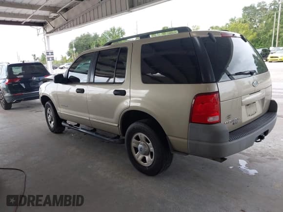 ✅ 2002 Ford Explorer XLS • VIN: 1FMZU62K92ZC99558 • Lot: 43129628. Wystawiony na IAAI z przebiegiem 167 502 mil. Bezpłatny archiwum sprzedaży aukcyjnych z USA i szczegółowy raport historii pojazdu na DreamBid. Zdjęcie 3.