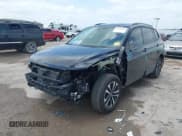 ✅ 2022 Volkswagen Tiguan S • VIN: 3VV0B7AX7NM137070 • Lot: 42492020. Wystawiony na IAAI z przebiegiem 24 396 mil. Bezpłatny archiwum sprzedaży aukcyjnych z USA i szczegółowy raport historii pojazdu na DreamBid. Zdjęcie 2.