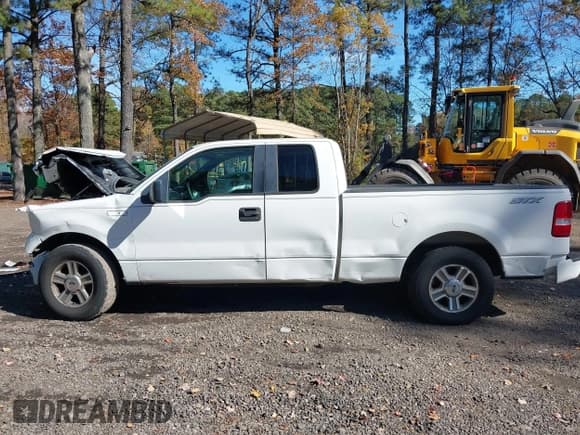 ✅ 2008 Ford F-150 STX • VIN: 1FTRX12W78FB28688 • Lot: 43628277. Listed on IAAI with Not provided. Free auction sales archive from the USA and detailed vehicle history report at DreamBid. Image 13.