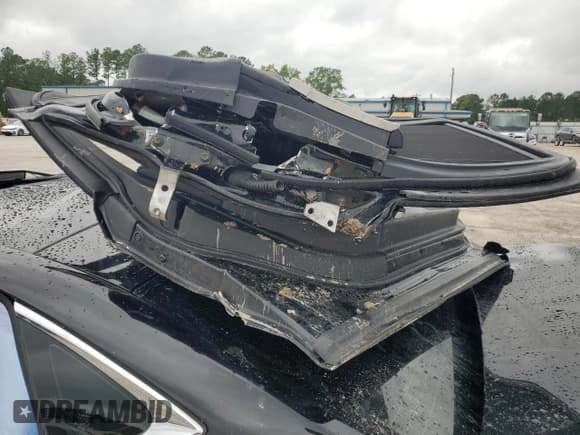 ✅ 2018 Lexus LS 500 • VIN: JTHC5LFF2J5001147 • Lot: 58635925. Wystawiony na Copart z przebiegiem Nie podano. Bezpłatny archiwum sprzedaży aukcyjnych z USA i szczegółowy raport historii pojazdu na DreamBid. Zdjęcie 12.