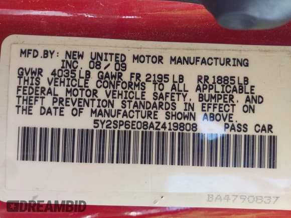 ✅ 2010 Pontiac Vibe 1SB • VIN: 5Y2SP6E08AZ419808 • Lot: 43532893. Wystawiony na IAAI z przebiegiem 180 254 mil. Bezpłatny archiwum sprzedaży aukcyjnych z USA i szczegółowy raport historii pojazdu na DreamBid. Zdjęcie 9.