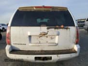 ✅ 2007 Chevrolet Suburban LT • VIN: 1GNFK16337J170201 • Lot: 79563774. Wystawiony na Copart z przebiegiem 217 254 mil. Bezpłatny archiwum sprzedaży aukcyjnych z USA i szczegółowy raport historii pojazdu na DreamBid. Zdjęcie 6.