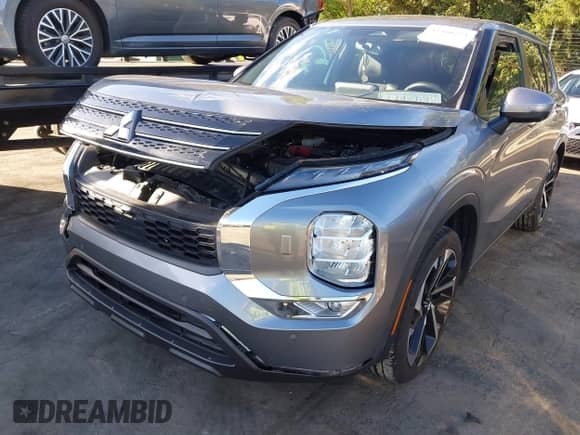 2023 Mitsubishi Outlander SE с VIN JA4J4UA81PZ034291, выставлен на аукционе IAAI как лот 43360223 с пробегом 59 805 миль миль и . История ставок и продаж доступна на DreamBid. Изображение 6.