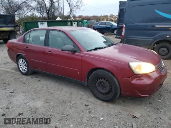 2007 Chevrolet Malibu LS with VIN 1G1ZS57NX7F156630, listed as a Copart auction lot 81242134 with 180,398 mi miles and Salvage title. Bid and sale history available at DreamBid. Image 4.