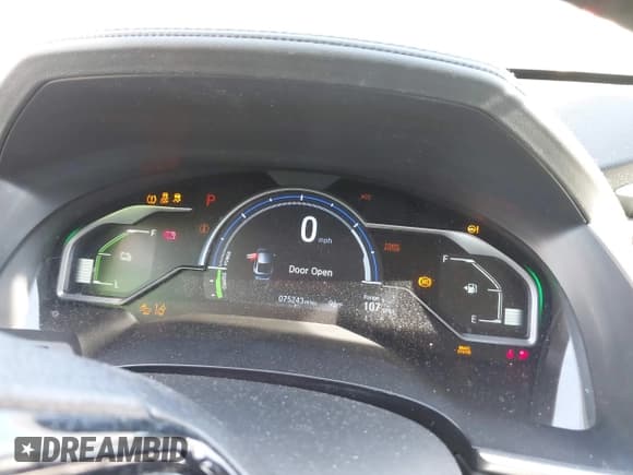 ✅ 2019 Honda Clarity • VIN: JHMZC5F13KC001073 • Lot: 43639882. Wystawiony na IAAI z przebiegiem 75 243 mil. Bezpłatny archiwum sprzedaży aukcyjnych z USA i szczegółowy raport historii pojazdu na DreamBid. Zdjęcie 7.