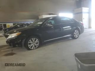 ✅ 2011 Toyota Avalon Limited • VIN: 4T1BK3DB1BU404979 • Лот: 84356185. Опубликован ранее на Copart с пробегом 198 191 миль. Бесплатный доступ к архиву аукционных продаж из США и подробный отчёт об истории автомобиля на DreamBid. Изображение 1.