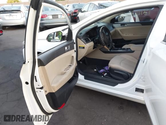 ✅ 2016 Hyundai Sonata SE • VIN: 5NPE24AF9GH280055 • Лот: 43418150. Опубликован ранее на IAAI с пробегом 77 395 миль. Бесплатный доступ к архиву аукционных продаж из США и подробный отчёт об истории автомобиля на DreamBid. Изображение 5.