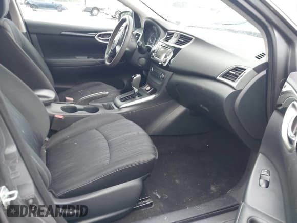 ✅ 2017 Nissan Sentra SL • VIN: 3N1AB7AP8HY295906 • Lot: 43188421. Listed on IAAI with 60,040 mi. Free auction sales archive from the USA and detailed vehicle history report at DreamBid. Image 5.
