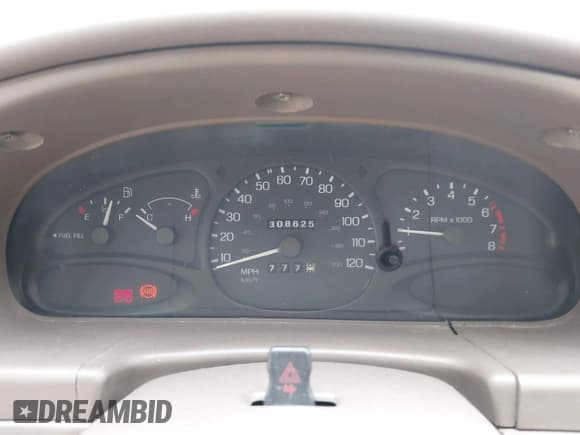 ✅ 2000 Ford Escort • VIN: 3FAFP13P2YR167076 • Лот: 43229335. Опубликован ранее на IAAI с пробегом 308 625 миль. Бесплатный доступ к архиву аукционных продаж из США и подробный отчёт об истории автомобиля на DreamBid. Изображение 7.