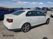 ✅ 2008 Volkswagen Jetta • VIN: 3VWBA71K38M186699 • Lot: 80533775. Listed on Copart with 146,971 mi. Free auction sales archive from the USA and detailed vehicle history report at DreamBid. Image 3.