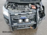 ✅ 2017 Ford Police Interceptor Utility • VIN: 1FM5K8AR1HGC86984 • Лот: 54294055. Опубликован ранее на Copart с пробегом 152 577 миль. Бесплатный доступ к архиву аукционных продаж из США и подробный отчёт об истории автомобиля на DreamBid. Изображение 11.