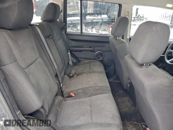 ✅ 2008 Jeep Commander Sport • VIN: 1J8HG48K98C140708 • Лот: 95135015. Опубликован ранее на Copart с пробегом 168 555 миль. Бесплатный доступ к архиву аукционных продаж из США и подробный отчёт об истории автомобиля на DreamBid. Изображение 10.