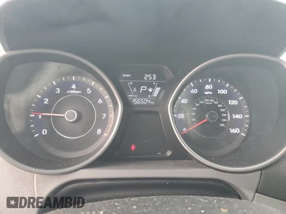 ✅ 2015 Hyundai Elantra SE • VIN: 5NPDH4AE5FH618583 • Lot: 86667715. Listed on Copart with 156,504 mi. Free auction sales archive from the USA and detailed vehicle history report at DreamBid. Image 9.