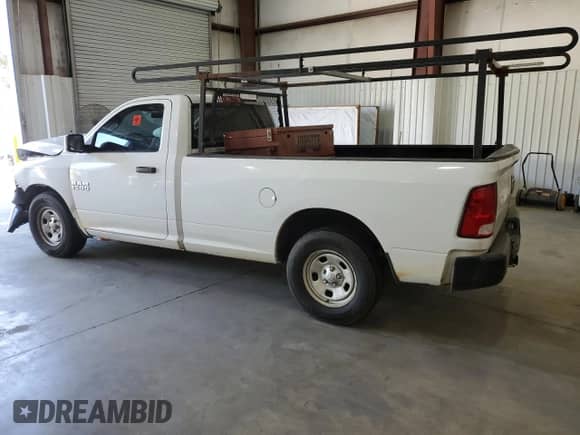 2015 Ram 1500 Tradesman with VIN 3C6JR6DG8FG605576, listed as a Copart auction lot 75462964 with 276,012 mi miles and Salvage title. Bid and sale history available at DreamBid. Image 2.