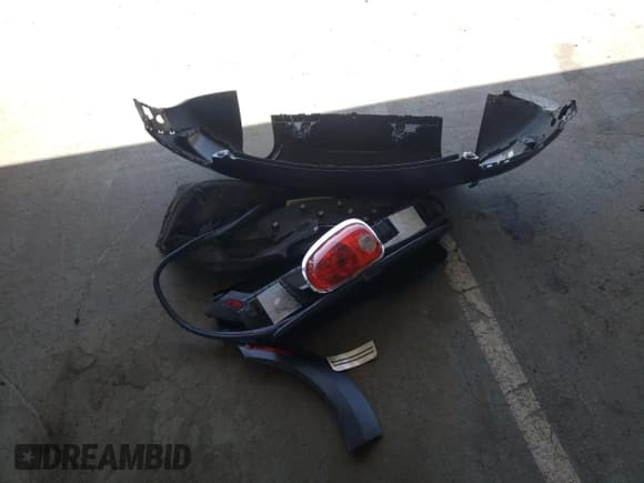 ✅ 2013 MINI Countryman S • VIN: WMWZC3C5XDWP22700 • Lot: 57153995. Listed on Copart with 108,344 mi. Free auction sales archive from the USA and detailed vehicle history report at DreamBid. Image 12.