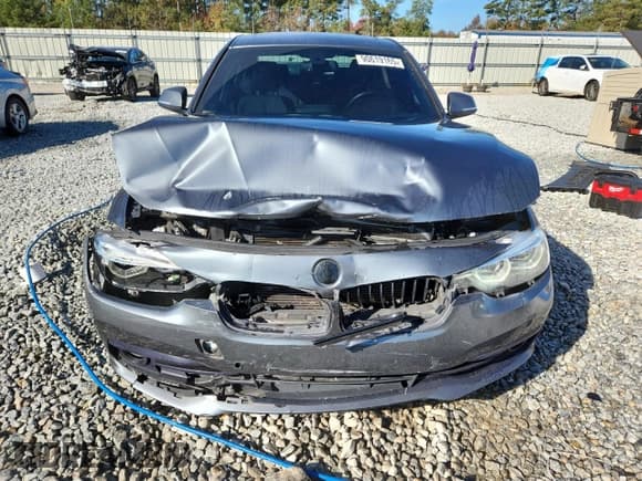 ✅ 2018 BMW 3 Series 330i • VIN: WBA8B9G57JNU96046 • Lot: 90619165. Listed on Copart with 68,744 mi. Free auction sales archive from the USA and detailed vehicle history report at DreamBid. Image 5.