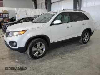 ✅ 2012 Kia Sorento EX • VIN: 5XYKUCA69CG273101 • Lot: 89469185. Wystawiony na Copart z przebiegiem 143 228 mil. Bezpłatny archiwum sprzedaży aukcyjnych z USA i szczegółowy raport historii pojazdu na DreamBid. Zdjęcie 1.