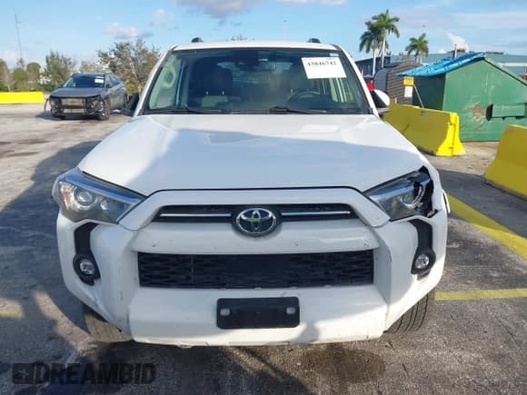 ✅ 2022 Toyota 4Runner SR5 • VIN: JTEMU5JR2N6053461 • Лот: 43846742. Опубликован ранее на IAAI с пробегом 37 736 миль. Бесплатный доступ к архиву аукционных продаж из США и подробный отчёт об истории автомобиля на DreamBid. Изображение 12.