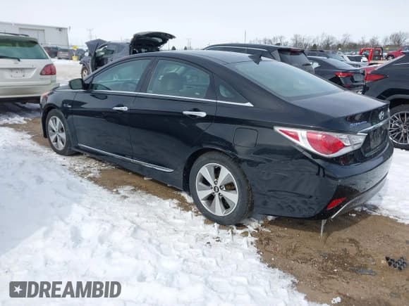 ✅ 2012 Hyundai Sonata Hybrid • VIN: KMHEC4A45CA043197 • Lot: 41611904. Listed on IAAI with 178,902 mi. Free auction sales archive from the USA and detailed vehicle history report at DreamBid. Image 3.