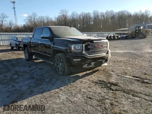 ✅ 2017 GMC Sierra 1500 Denali • VIN: 3GTU2PEJ4HG339549 • Лот: 46075615. Опубликован ранее на Copart с пробегом 153 967 миль. Бесплатный доступ к архиву аукционных продаж из США и подробный отчёт об истории автомобиля на DreamBid. Изображение 11.