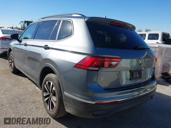 ✅ 2022 Volkswagen Tiguan S • VIN: 3VV1B7AX9NM055507 • Лот: 41383597. Опубликован ранее на IAAI с пробегом 25 546 миль. Бесплатный доступ к архиву аукционных продаж из США и подробный отчёт об истории автомобиля на DreamBid. Изображение 3.