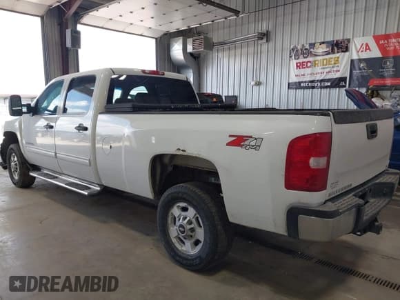 ✅ 2011 Chevrolet Silverado 2500HD LT • VIN: 1GC1KXCG9BF258713 • Лот: 42401869. Опубликован ранее на IAAI с пробегом 288 527 миль. Бесплатный доступ к архиву аукционных продаж из США и подробный отчёт об истории автомобиля на DreamBid. Изображение 3.