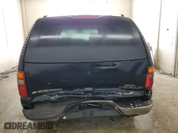 ✅ 2000 Chevrolet Suburban LS • VIN: 3GNFK16T5YG123884 • Лот: 67446805. Опубликован ранее на Copart с пробегом 293 903 миль. Бесплатный доступ к архиву аукционных продаж из США и подробный отчёт об истории автомобиля на DreamBid. Изображение 6.