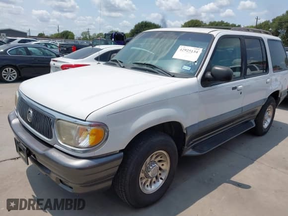 ✅ 1999 Mercury Mountaineer • VIN: 4M2ZU52E4XUJ30796 • Лот: 42925134. Опубликован ранее на IAAI с пробегом 302 669 миль. Бесплатный доступ к архиву аукционных продаж из США и подробный отчёт об истории автомобиля на DreamBid. Изображение 2.