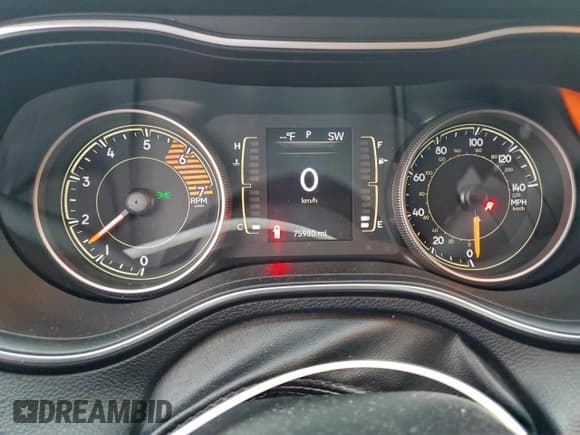 ✅ 2019 Jeep Cherokee Latitude Plus • VIN: 1C4PJMLN9KD169116 • Lot: 95915325. Wystawiony na Copart z przebiegiem 75 980 mil. Bezpłatny archiwum sprzedaży aukcyjnych z USA i szczegółowy raport historii pojazdu na DreamBid. Zdjęcie 9.