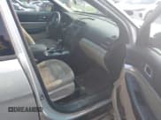 ✅ 2018 Ford Explorer • VIN: 1FM5K7B82JGB99729 • Lot: 39946752. Wystawiony na IAAI z przebiegiem 109 021 mil. Bezpłatny archiwum sprzedaży aukcyjnych z USA i szczegółowy raport historii pojazdu na DreamBid. Zdjęcie 5.