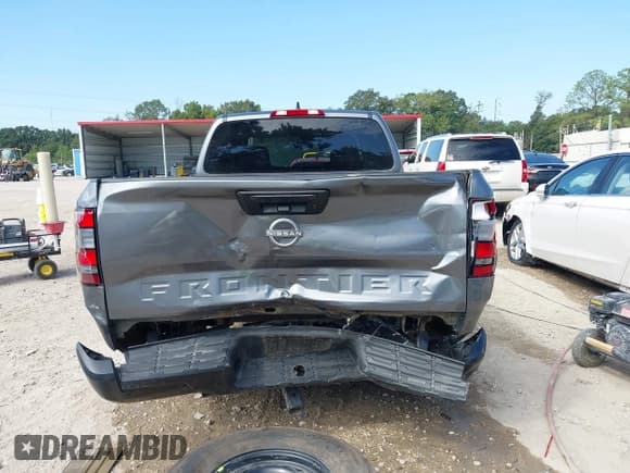 ✅ 2025 Nissan Frontier SV • VIN: 1N6ED1CL9SN611251 • Лот: 43355837. Опубликован ранее на IAAI с пробегом 18 718 миль. Бесплатный доступ к архиву аукционных продаж из США и подробный отчёт об истории автомобиля на DreamBid. Изображение 17.