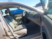 ✅ 2002 Toyota Camry LE • VIN: 4T1BF32K62U020509 • Lot: 43587007. Listed on IAAI with 91,828 mi. Free auction sales archive from the USA and detailed vehicle history report at DreamBid. Image 5.