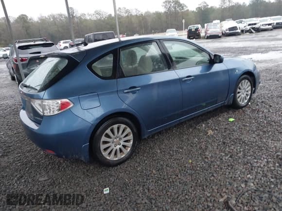 ✅ 2010 Subaru Impreza i Premium • VIN: JF1GH6B61AH812265 • Lot: 43781253. Listed on IAAI with 133,964 mi. Free auction sales archive from the USA and detailed vehicle history report at DreamBid. Image 4.