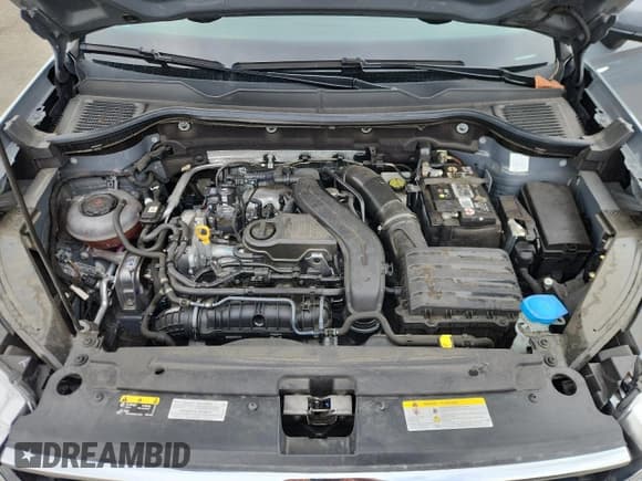 ✅ 2022 Volkswagen Taos SE • VIN: 3VVRX7B21NM093918 • Lot: 81345715. Listed on Copart with 25,418 mi. Free auction sales archive from the USA and detailed vehicle history report at DreamBid. Image 11.