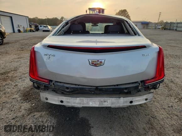 ✅ 2018 Cadillac XTS Luxury • VIN: 2G61M5S32J9162901 • Лот: 93340065. Опубликован ранее на Copart с пробегом 168 541 миль. Бесплатный доступ к архиву аукционных продаж из США и подробный отчёт об истории автомобиля на DreamBid. Изображение 6.