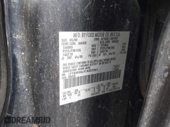 ✅ 2001 Ford F-150 XLT • VIN: 1FTRW08L91KEO7261 • Lot: 42985693. Listed on IAAI with Not provided. Free auction sales archive from the USA and detailed vehicle history report at DreamBid. Image 9.