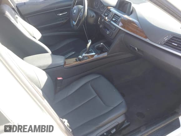 ✅ 2015 BMW 3 Series 328i • VIN: WBA3C1C52FK119339 • Lot: 41549876. Listed on IAAI with 148,347 mi. Free auction sales archive from the USA and detailed vehicle history report at DreamBid. Image 5.