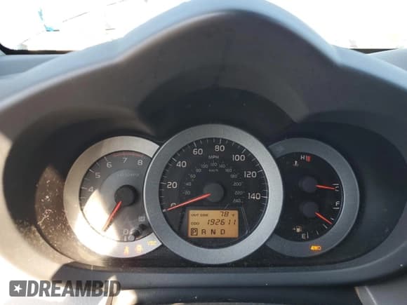 ✅ 2008 Toyota RAV4 Limited • VIN: JTMBK31V086042661 • Lot: 65586075. Listed on Copart with 192,611 mi. Free auction sales archive from the USA and detailed vehicle history report at DreamBid. Image 9.